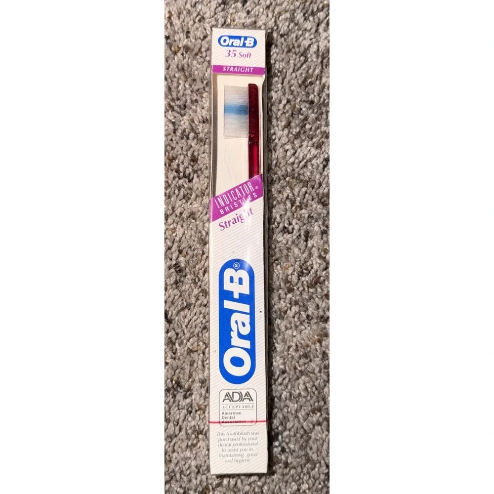 Vintage 1993 Oral B 35‎ Soft Straight Indicator Bristles Toothbrush Blue